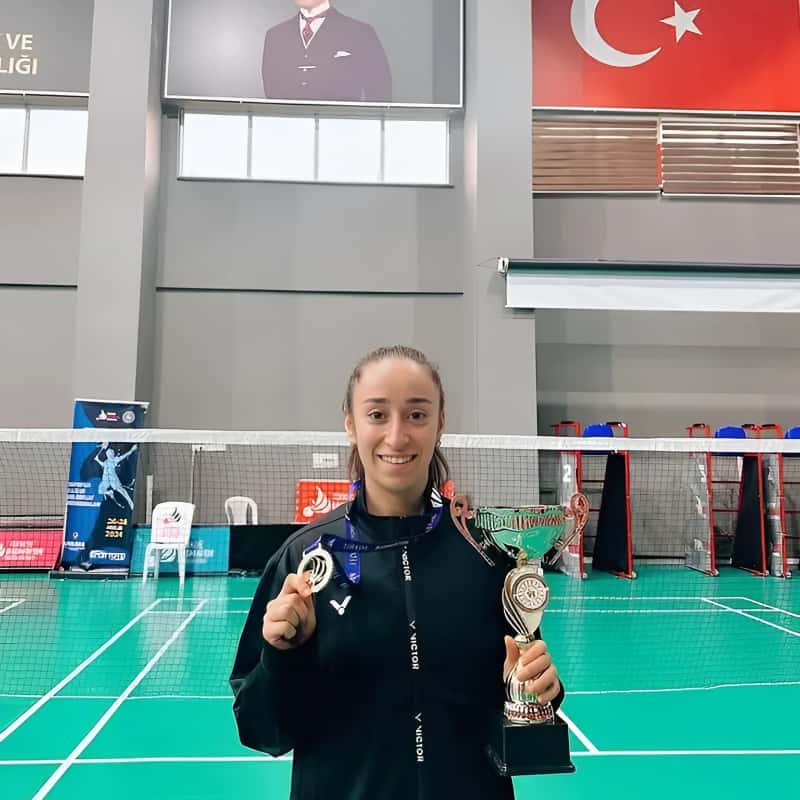Nazlı İnci