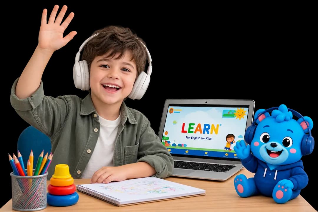 Flalingo Kids online İngilizce dersinde maskotla birlikte çocuk