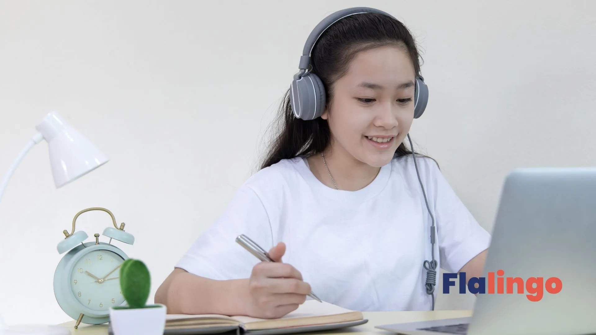 Flalingo Kids ile Çocuklara İngilizce Dinleme (Listening) Becerisi Nasıl Kazandırılır?